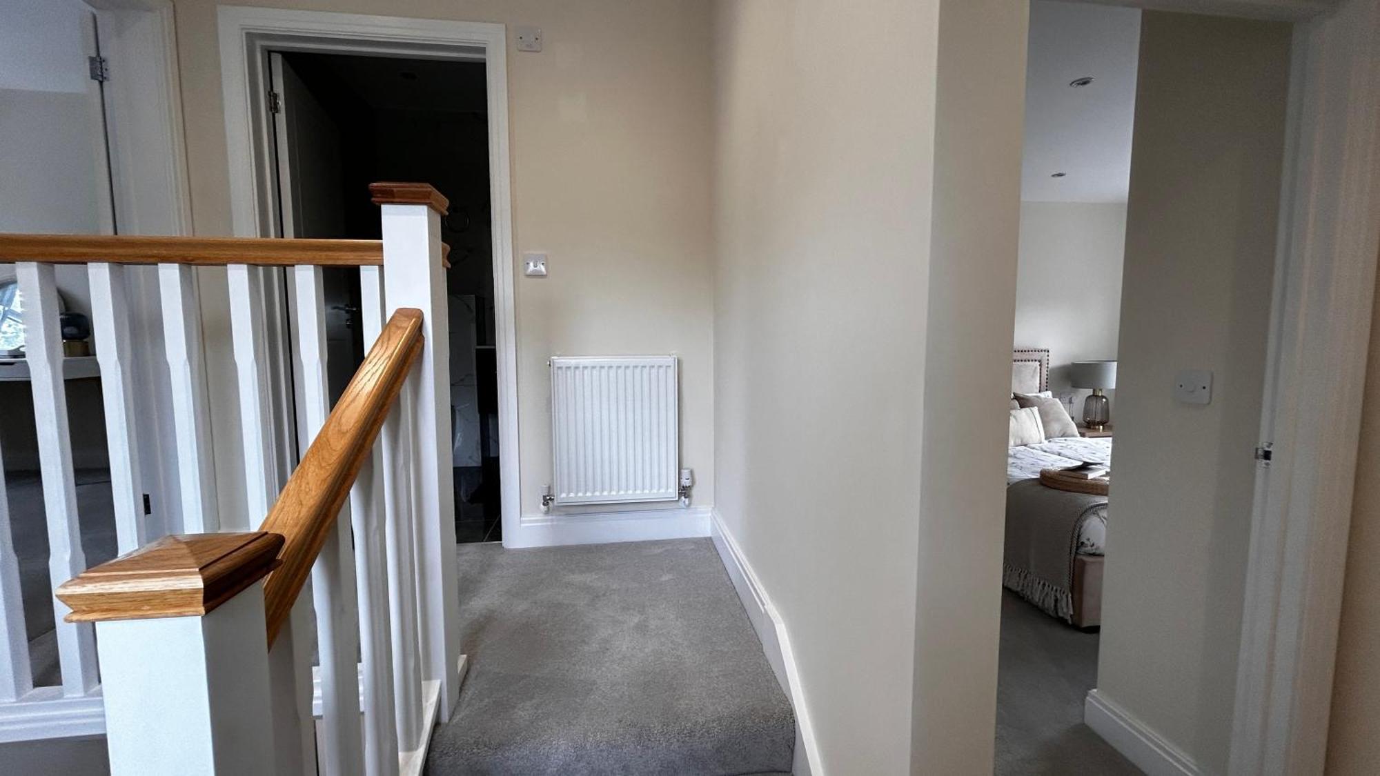 Newbuild, 3 Bedroom House With Free Parking *